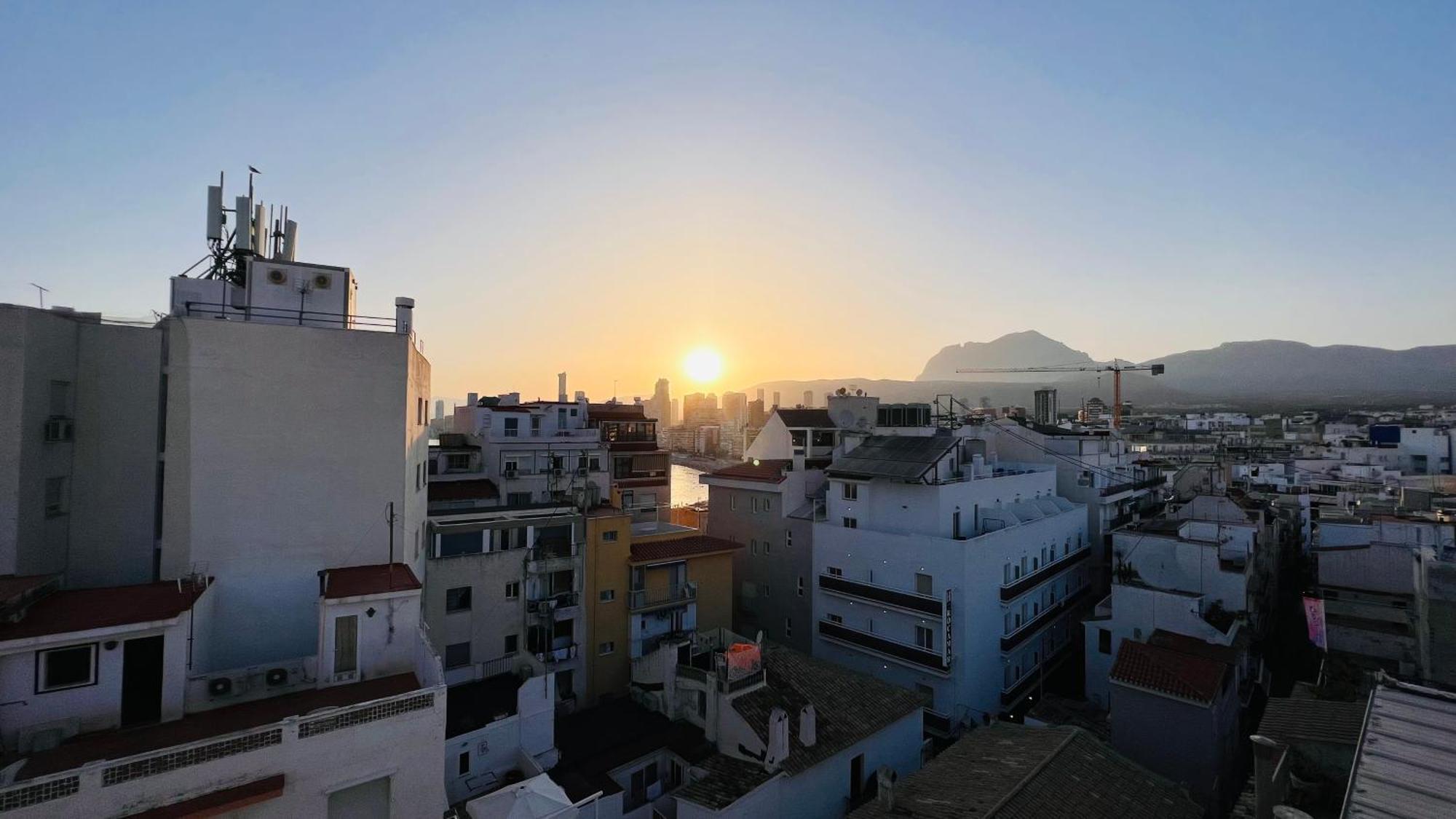 Atico Con Vistas En El Casco Antiguo De Benidorm Apartment Екстериор снимка
