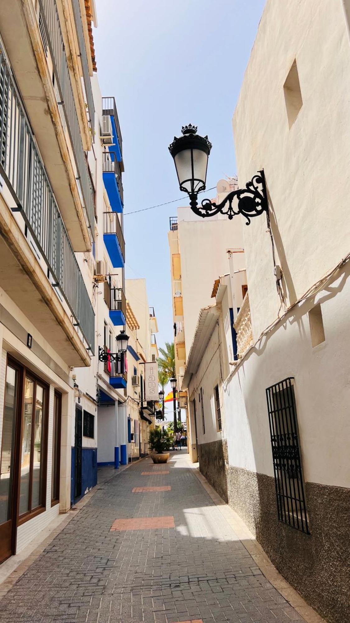Atico Con Vistas En El Casco Antiguo De Benidorm Apartment Екстериор снимка